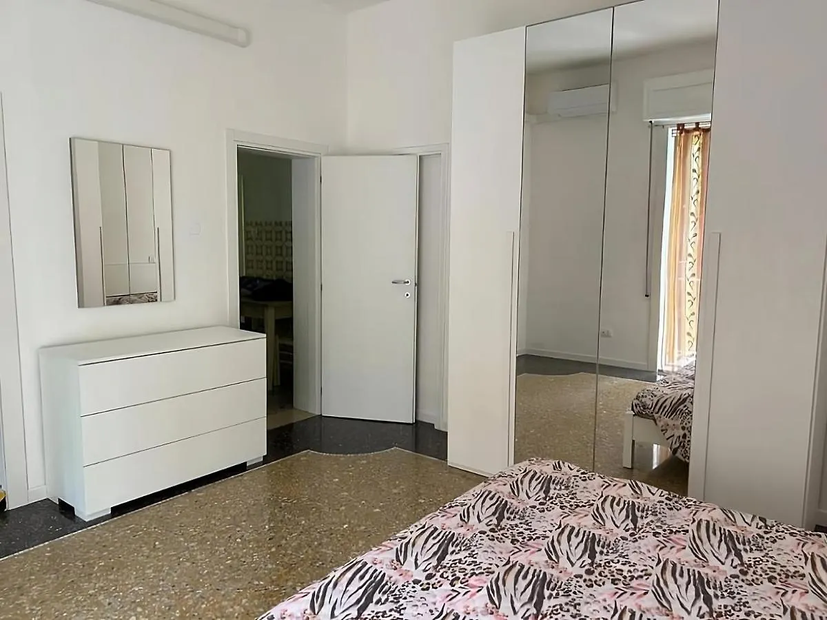 Gg Apartment 萨罗 意大利