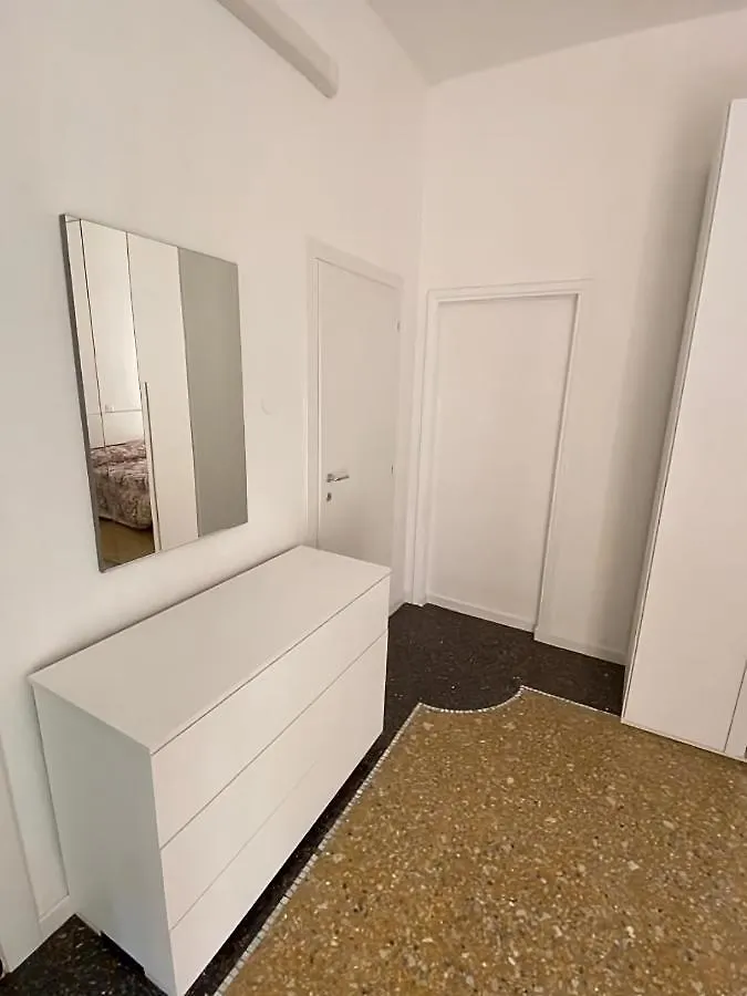 Gg Apartment 萨罗